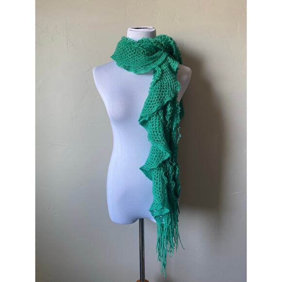 Chunky Ruffle Knit Green Scarf- New - Picture 1 of 4